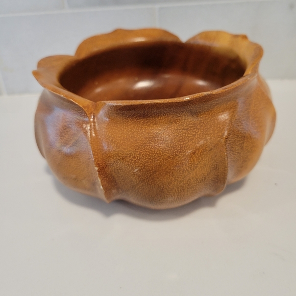 Waikiki Woods | Monkey Pod Wood Bowl - Picture 6 of 6